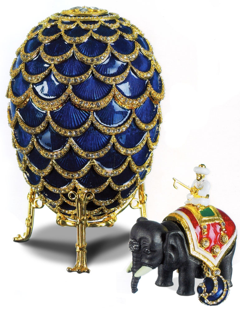 Яйцо "Сосновая шишка" FABERGE