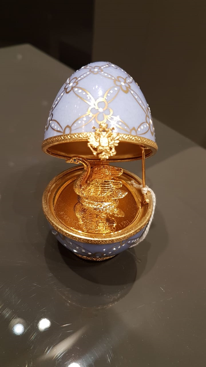Яйцо "Лебедь" FABERGE