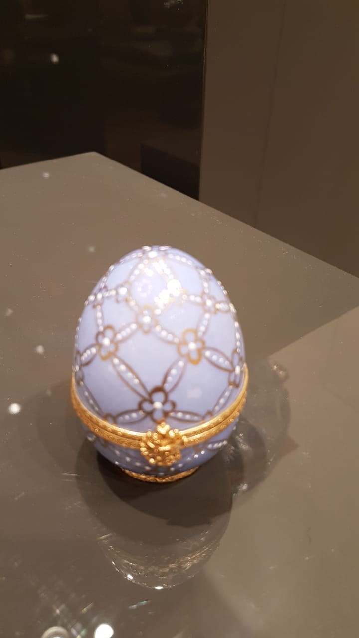 Яйцо "Лебедь" FABERGE