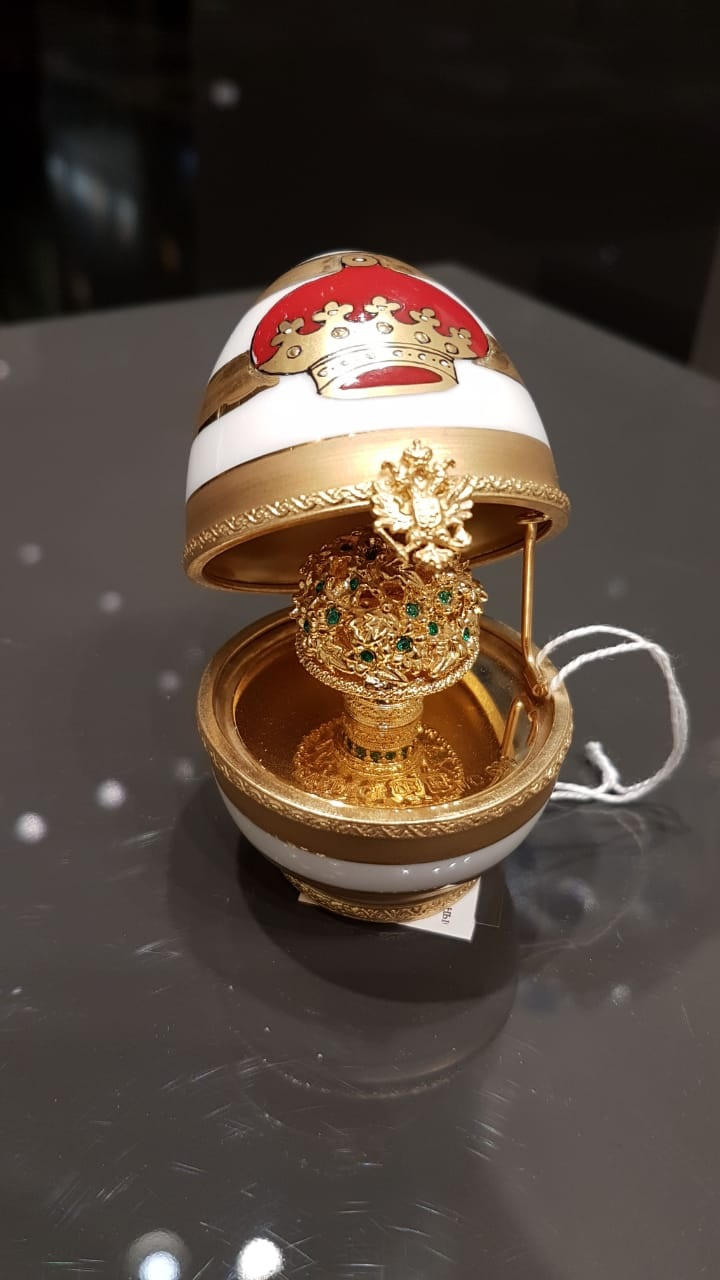Яйцо "Корзина с цветами"  FABERGE