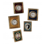 Часы квадратные с эмалью красные FABERGE