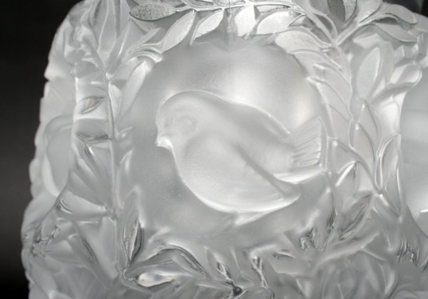 Ваза для цветов "Bagatelle" LALIQUE