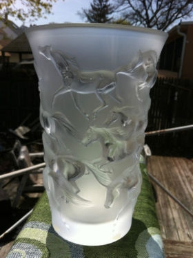 Ваза для цветов "Mustang" LALIQUE