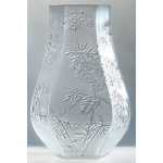 Ваза для цветов белая "Ombelles" LALIQUE