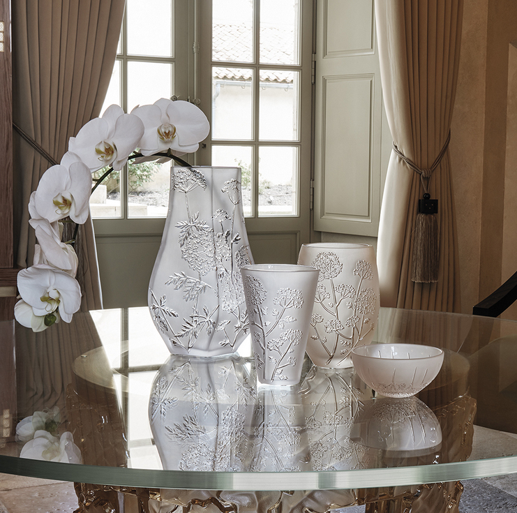 Ваза для цветов белая "Ombelles" LALIQUE