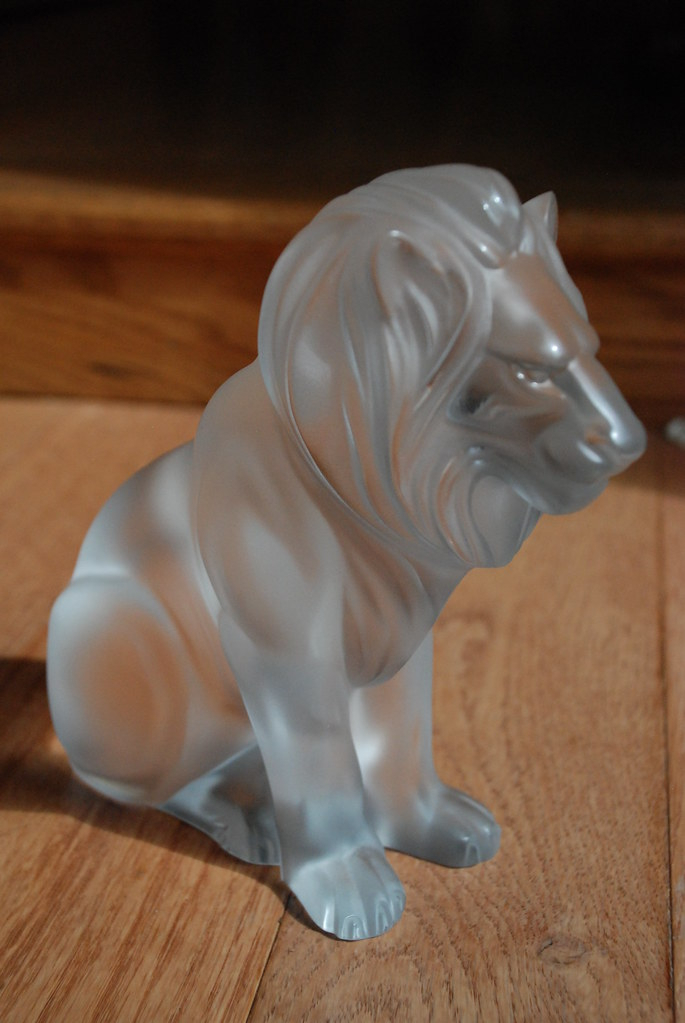 Статуэтка "Лев Bamara" прозрачный Lalique