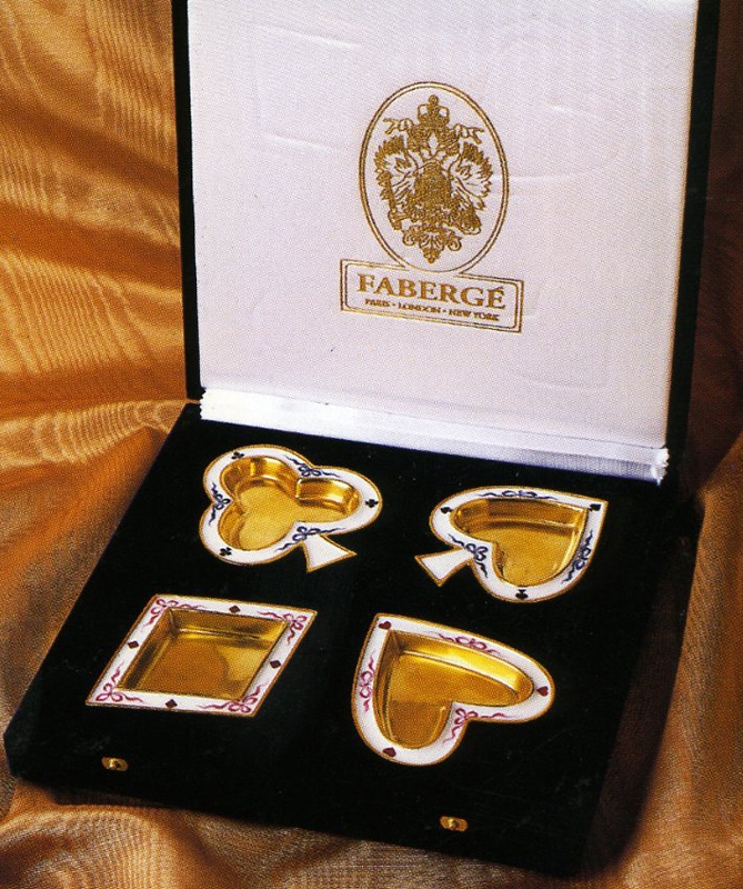 Набор пепельниц "Card-Suit" FABERGE