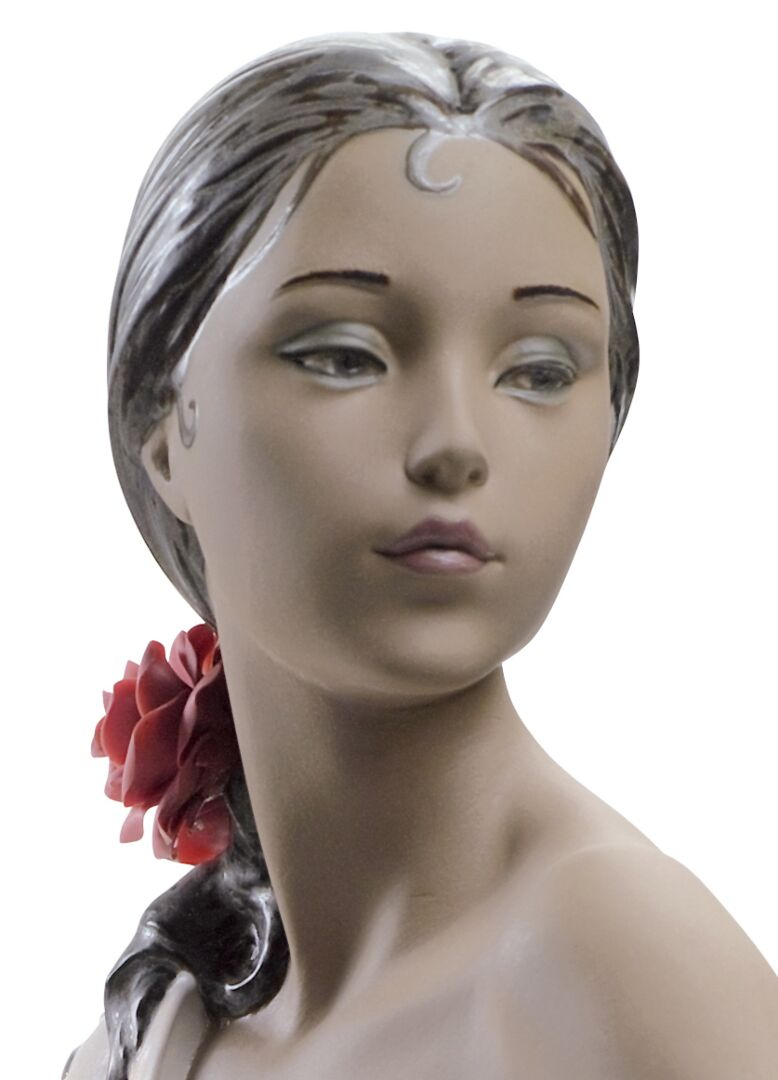Статуэтка "Девушка с шалью" Lladro