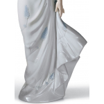 Статуэтка "Цветочный шепот" Lladro