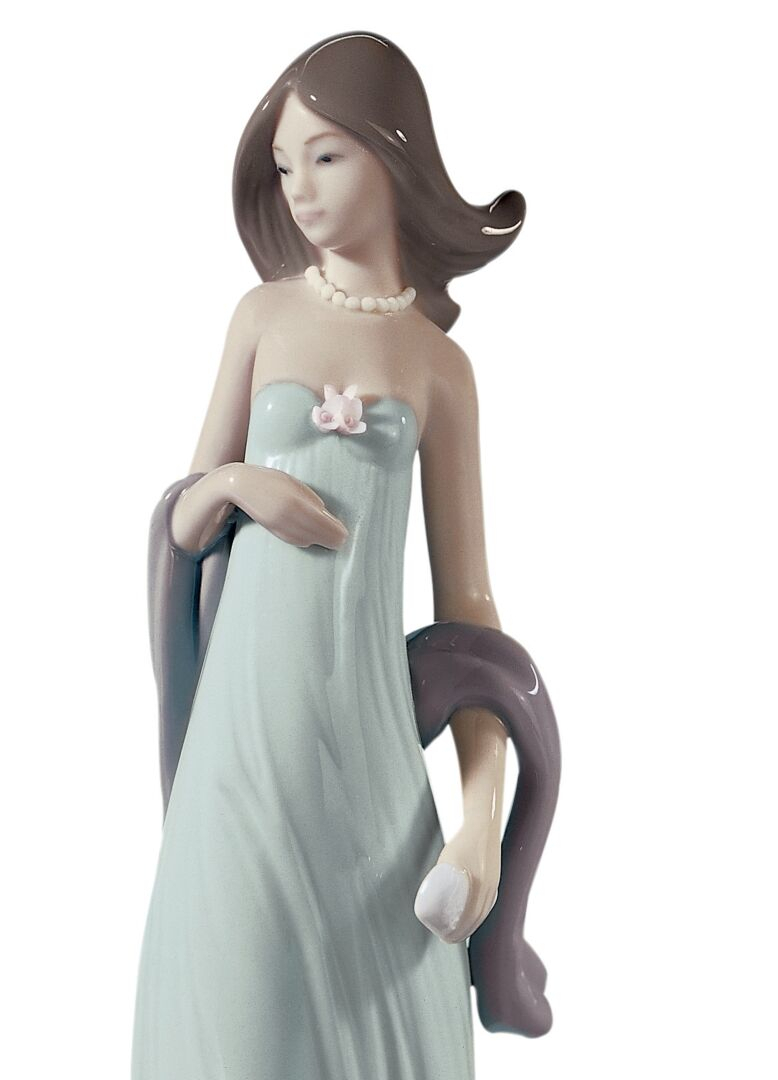 Статуэтка "Дебютанатка" Lladro