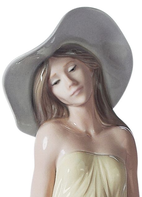 Статуэтка "Задумчивая" Lladro