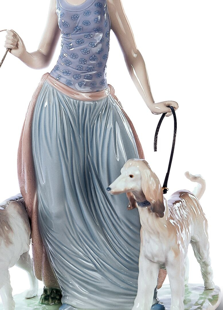 Статуэтка "Элегантный променад" Lladro