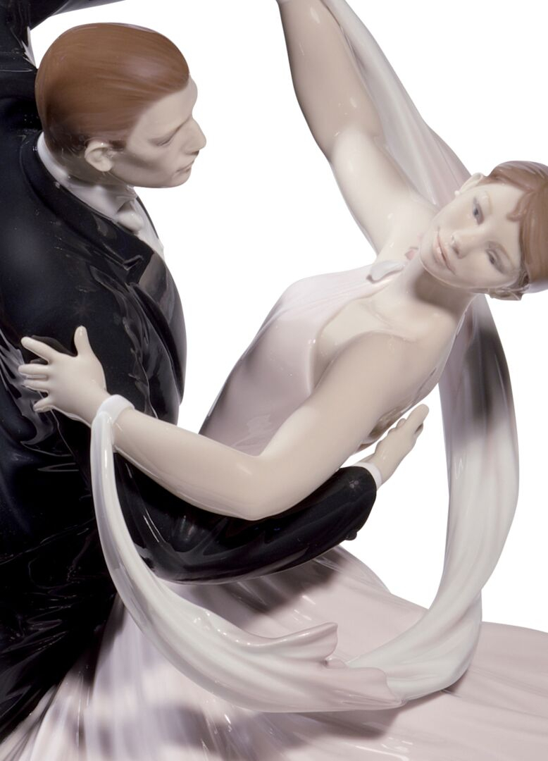 Статуэтка "Элегантный фокстрот" Lladro