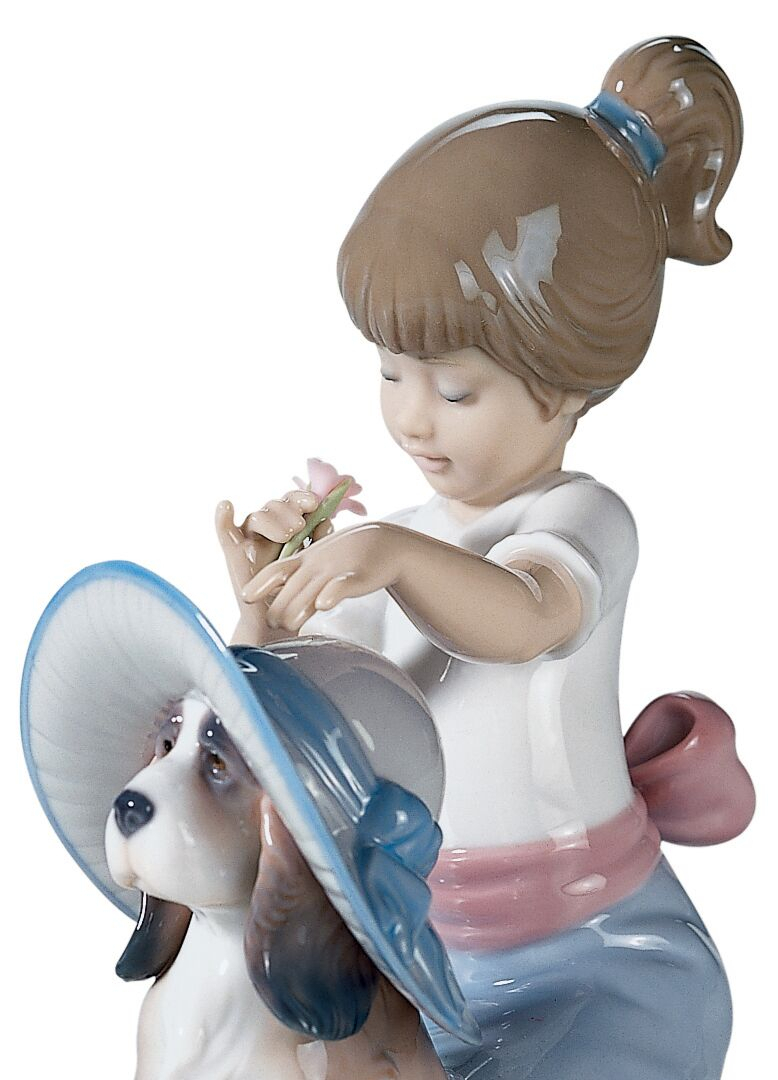Статуэтка "Элегантное прикосновение" Lladro