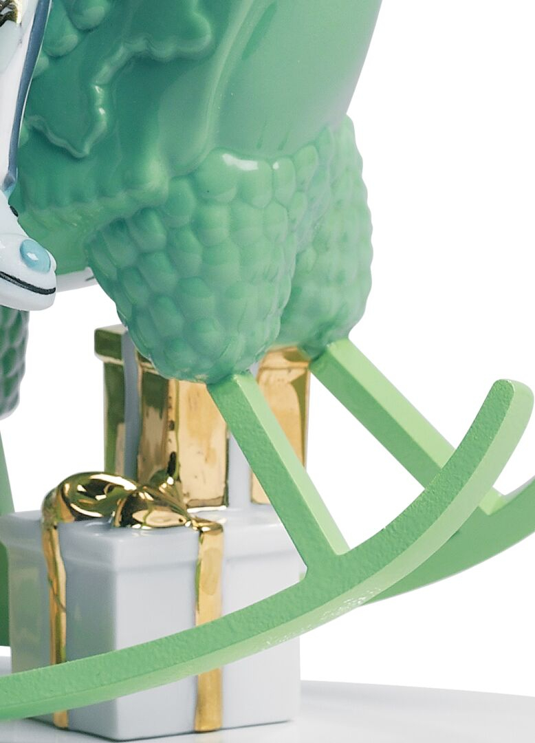 Статуэтка "Путешествие на зеленом цыпленке" Lladro