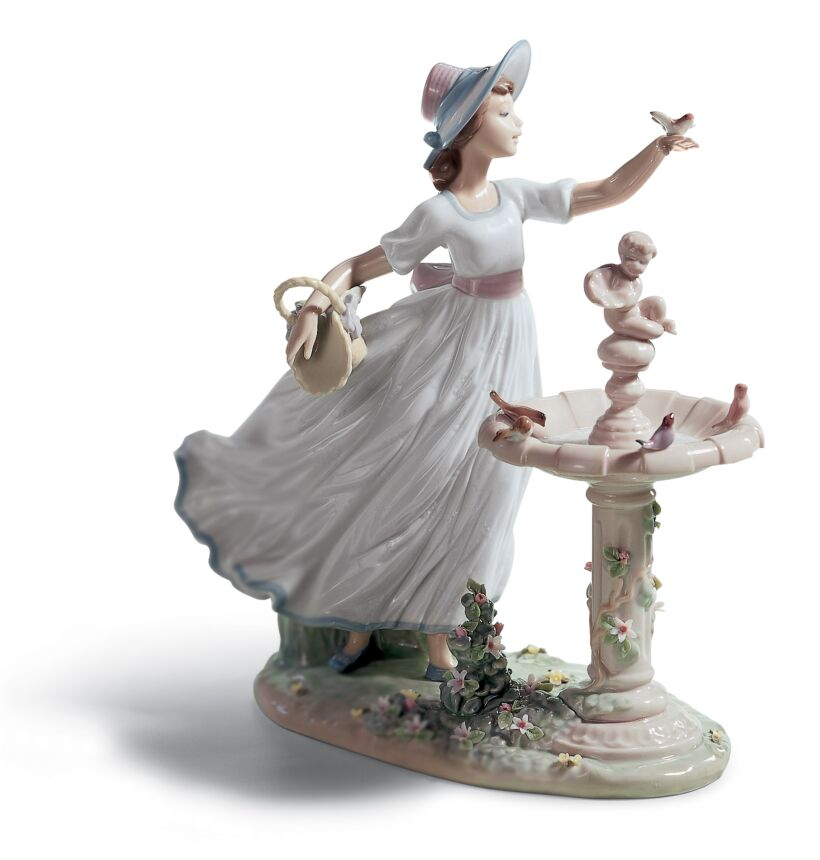 Статуэтка "Весенняя радость" Lladro