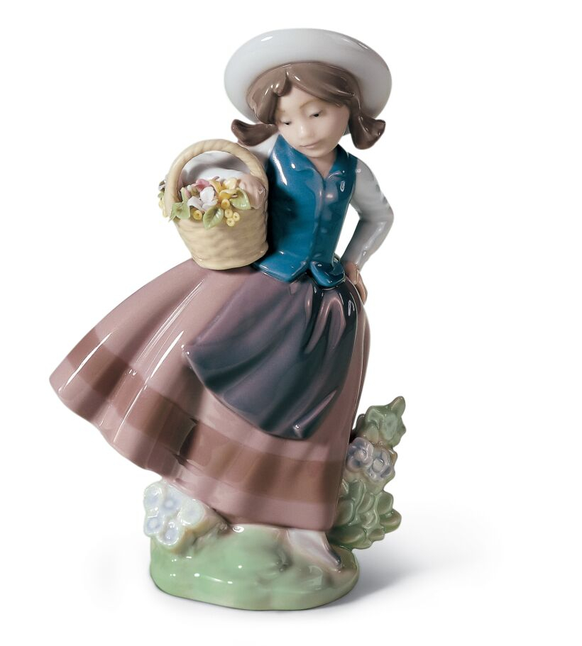 Статуэтка "Сладкий аромат" Lladro