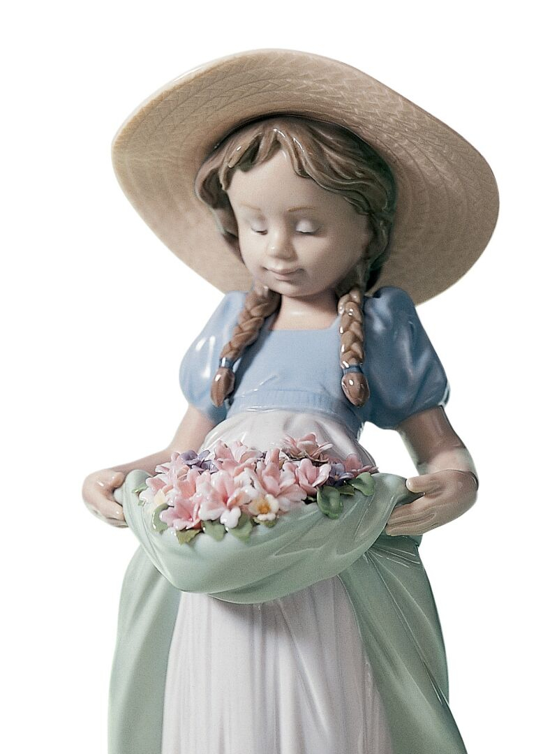 Статуэтка "Щедрое цветение" Lladro