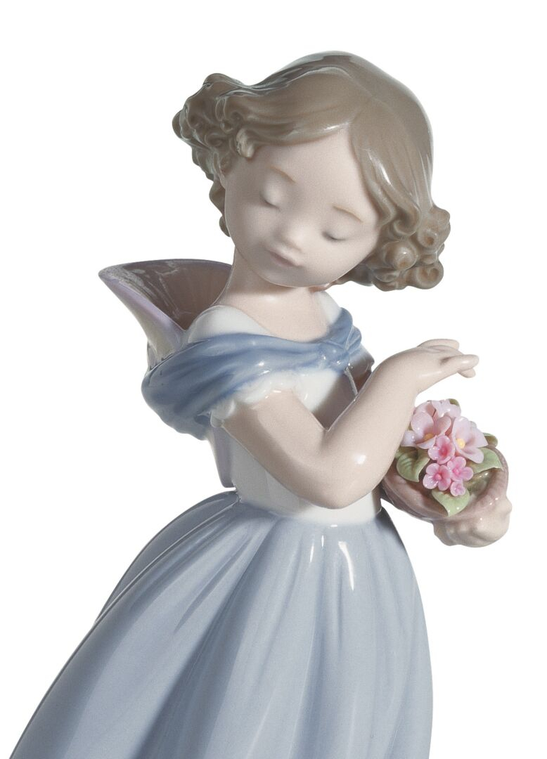 Статуэтка "Прелестная юность" Lladro
