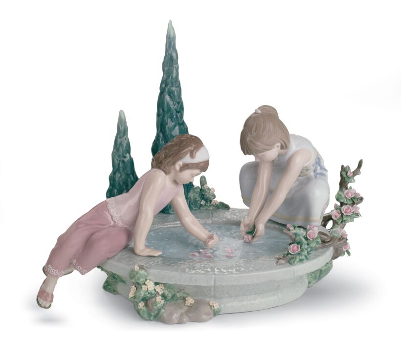 Статуэтка "Лепестки на воде" Lladro
