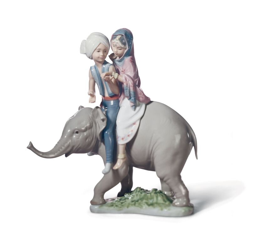 Статуэтка "Индийские дети на слоне" Lladro