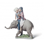 Статуэтка "Индийские дети на слоне" Lladro