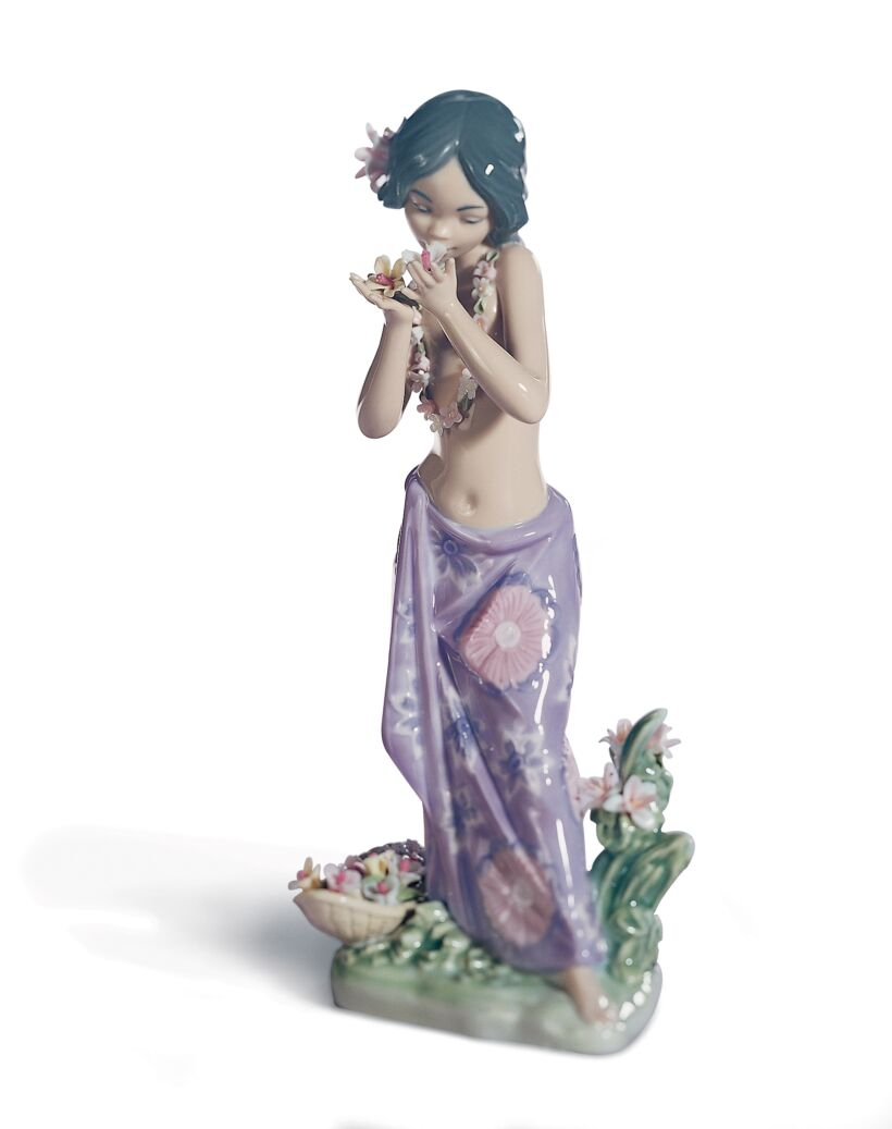 Статуэтка "Аромат тропиков" Lladro