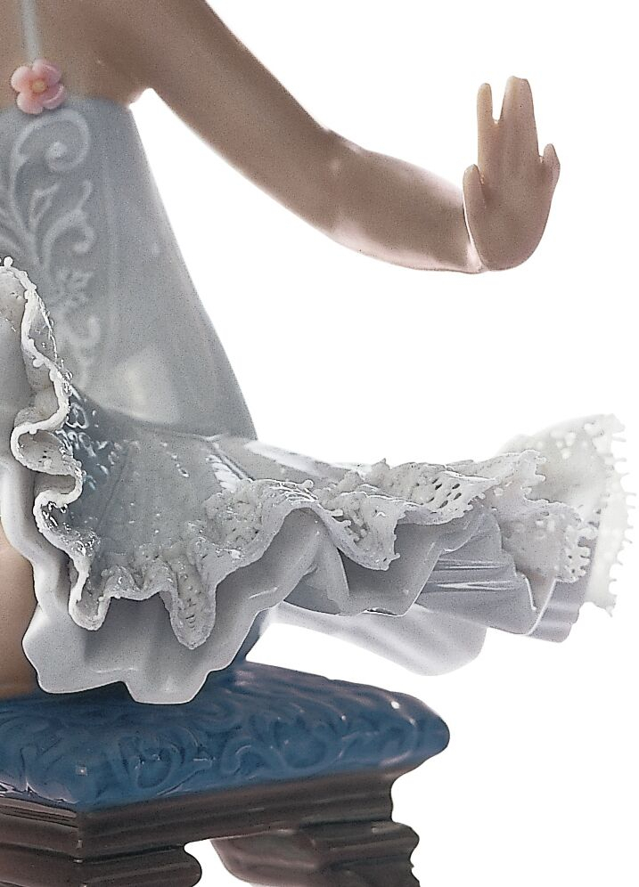 Статуэтка "Антракт" Lladro
