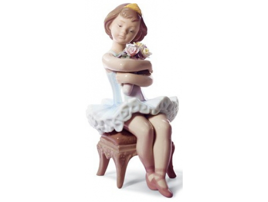 Статуэтка "Первое представление" Lladro