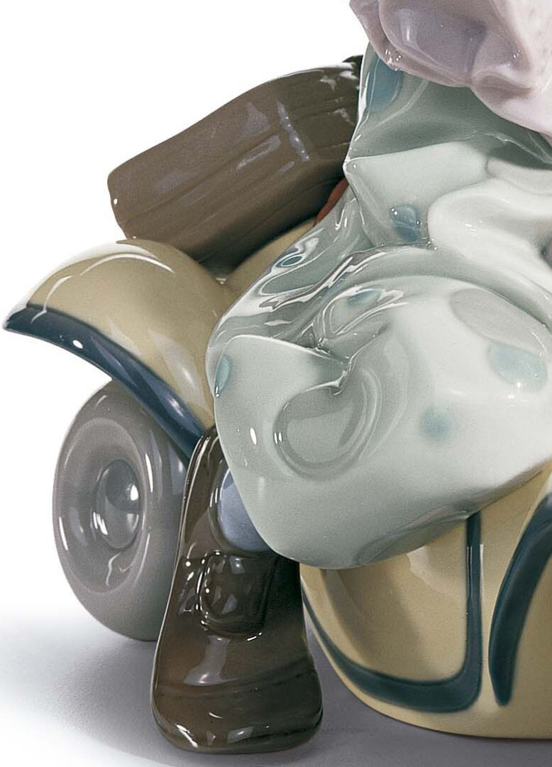 Статуэтка "Поездка в цирк" Lladro