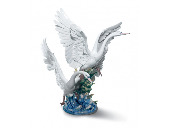 Статуэтка "Лебеди взлетают" Lladro