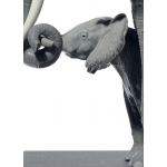 Статуэтка "Показывая путь" Lladro