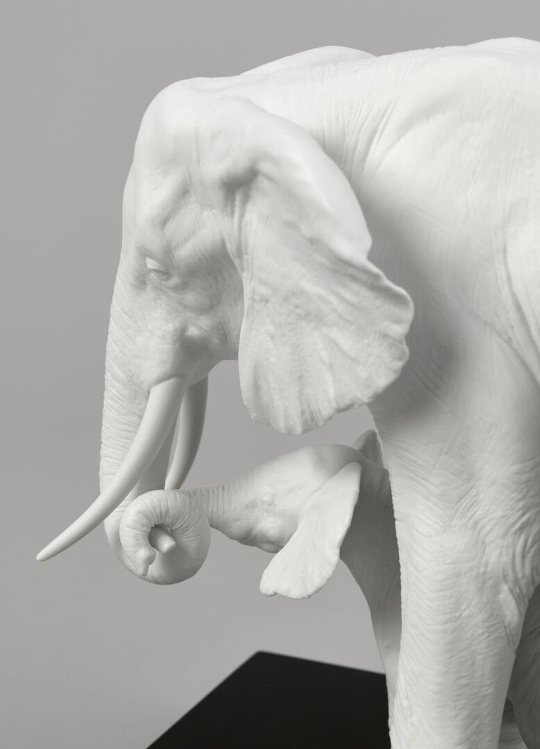 Статуэтка "Показывая путь" Lladro