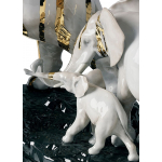Статуэтка "Торжество-идущие слоны" Lladro