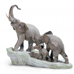 Статуэтка "Идущие слоны" Lladro
