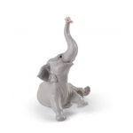 Статуэтка "Слоненок с розовым цветком" Lladro