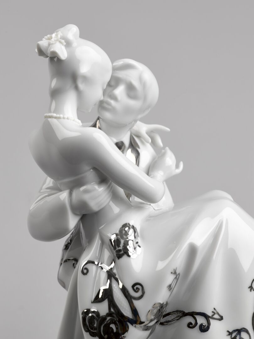 Статуэтка "Самый счастливый день" Lladro
