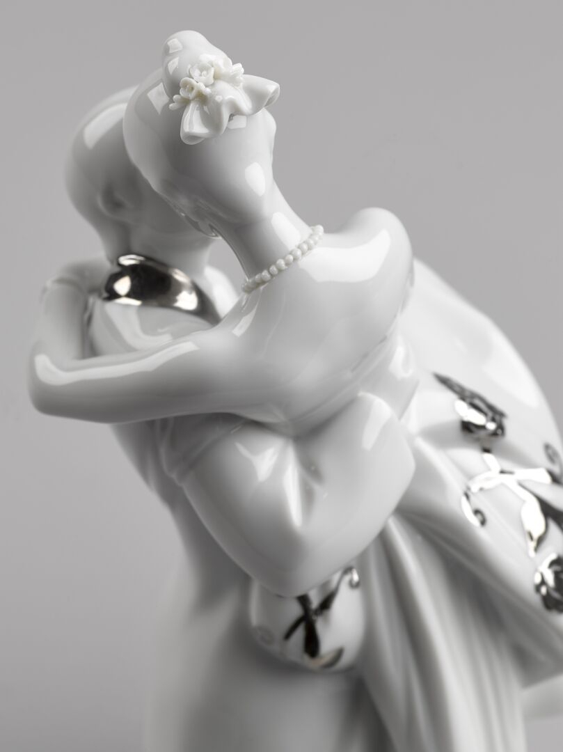 Статуэтка "Самый счастливый день" Lladro