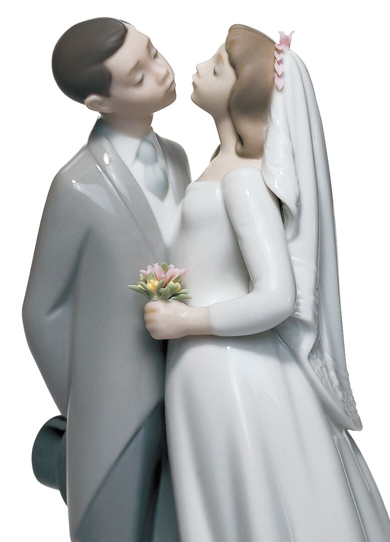 Статуэтка "Поцелуй на память" Lladro