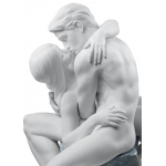 Статуэтка "Страстный поцелуй" Lladro