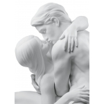 Статуэтка "Страстный поцелуй" Lladro