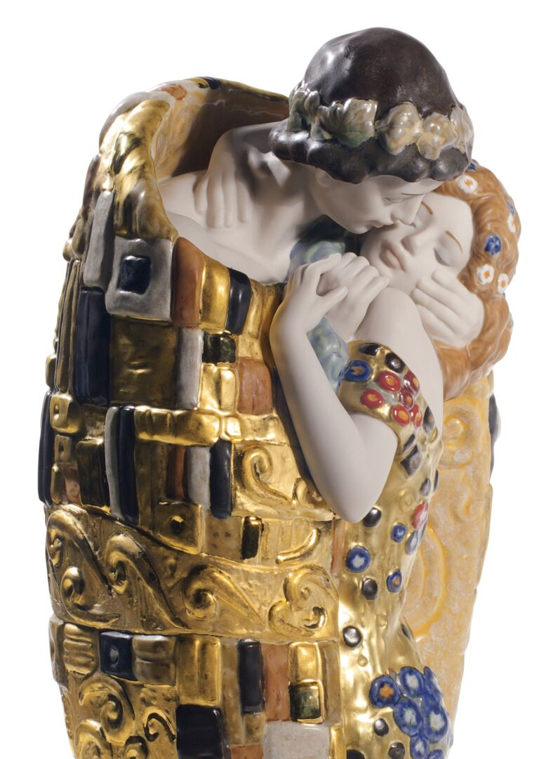Статуэтка "Поцелуй" Lladro