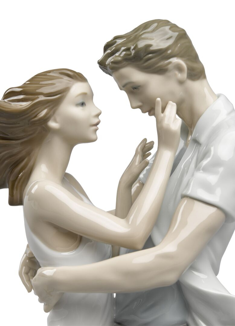 Статуэтка "Предвкушение любви" Lladro