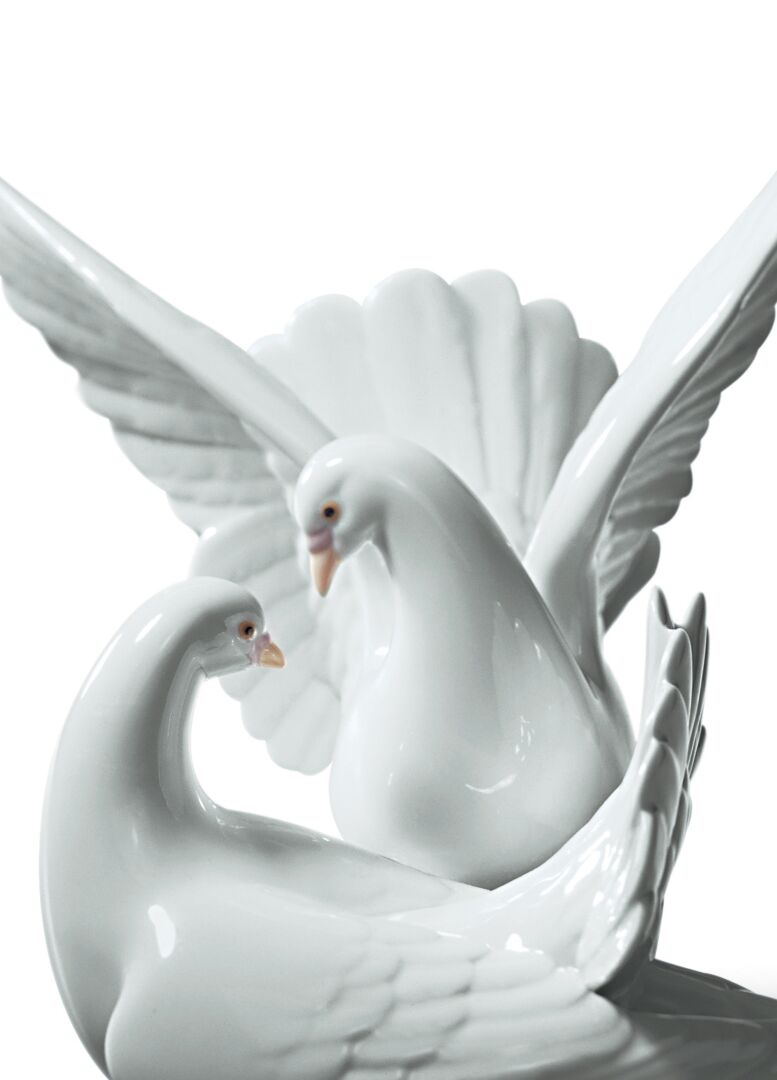 Статуэтка "Любовное гнездышко" Lladro