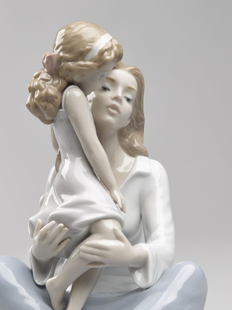 Статуэтка "Мамина дочка" Lladro