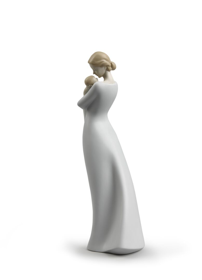 Статуэтка "Объятие мамы" Lladro