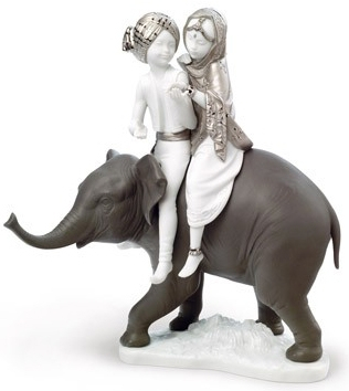 Статуэтка "Индийские дети на слоне" Lladro