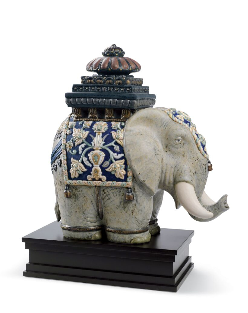 Статуэтка "Сиамского слона" Lladro