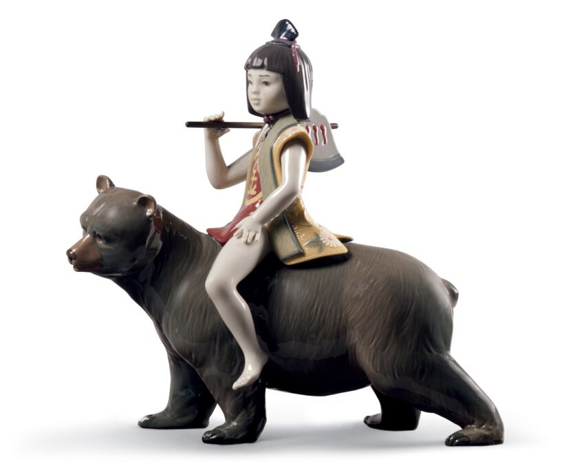 Статуэтка "Кинтаро и медведь" Lladro