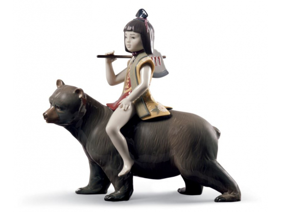 Статуэтка "Кинтаро и медведь" Lladro